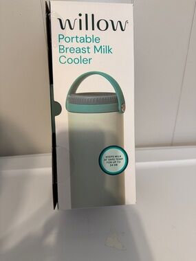 Willow Portable Breast Milk Cooler - Mint and Gray